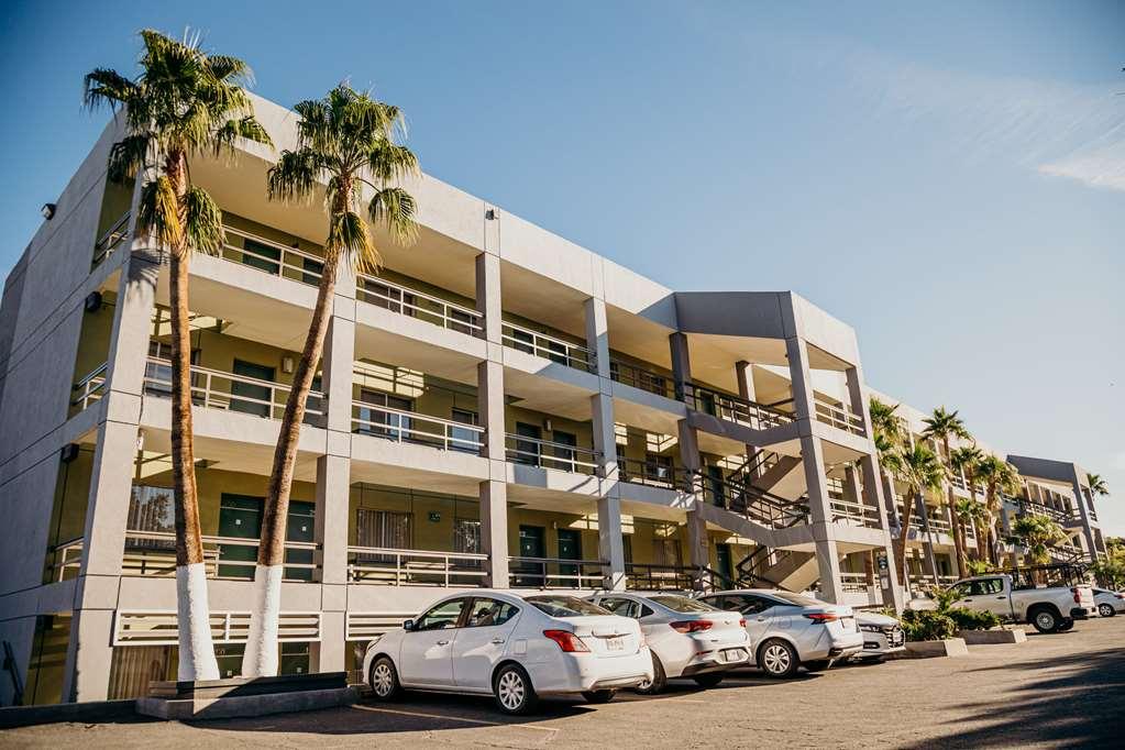 Hotel Calafia Mexicali Ngoại thất bức ảnh