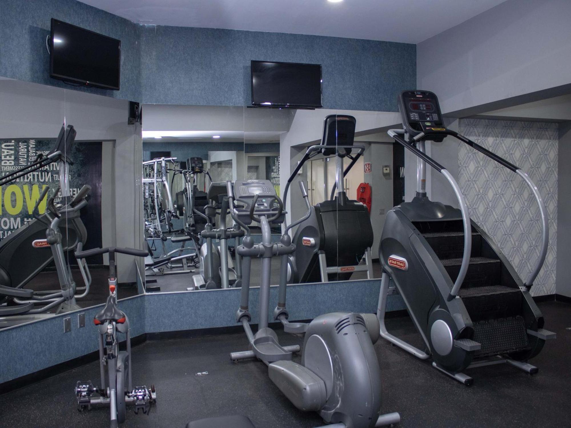 Hotel Calafia Mexicali Ngoại thất bức ảnh