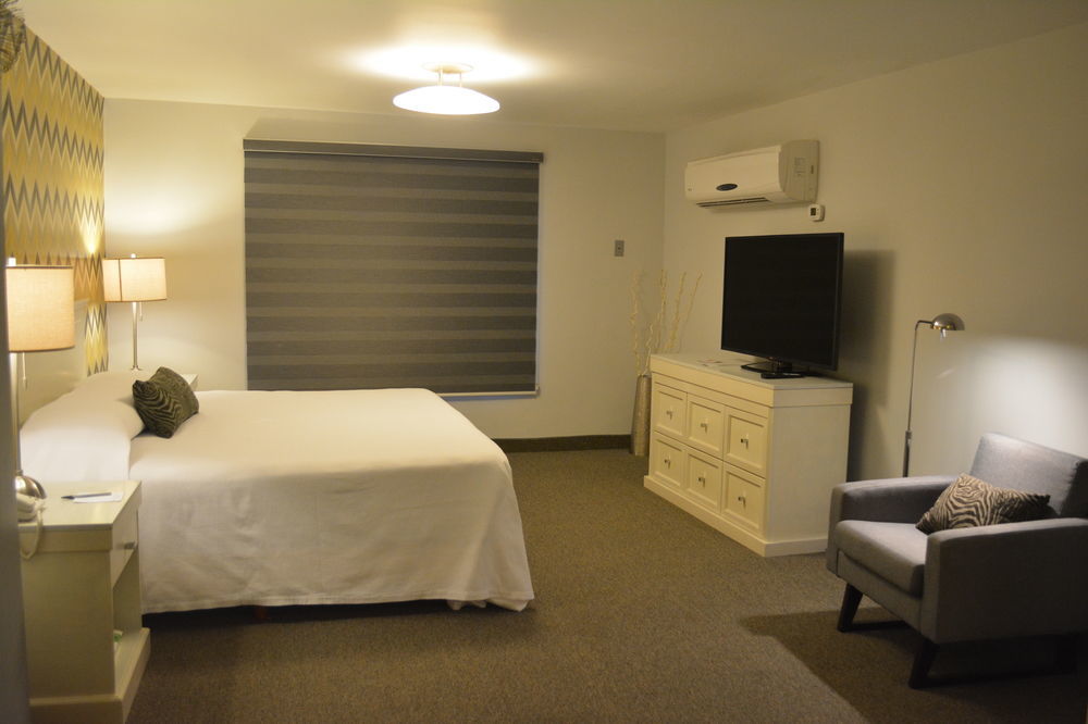 Hotel Calafia Mexicali Ngoại thất bức ảnh